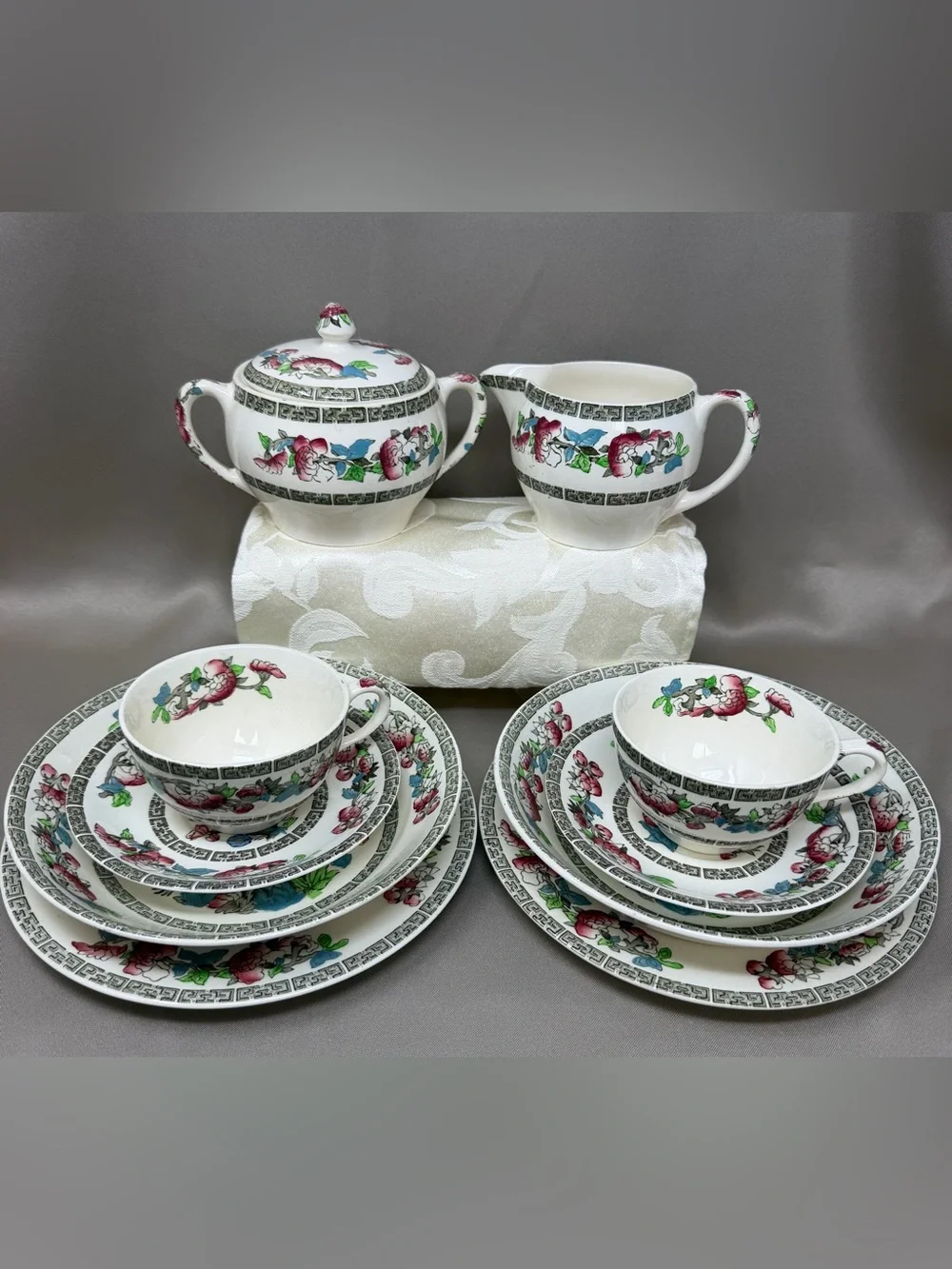 Johnson Brothers Indian Tree Green Key 10 Pc Vintage England Set